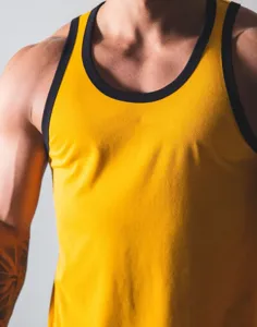 Herren Fitness Gym Tanktop ärmellos sportlich Laufshirt gelbes Sportshirt Detailansicht