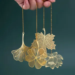Vintage Metal Hollow Plant Leaf Bookmark With Tassel Classical Stationery Page Marker For Reading Gift