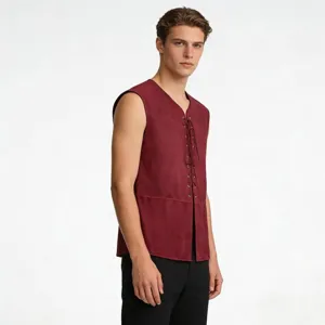 Vista detallada del chaleco medieval renacentista gótico con cordones para hombre burdeos.