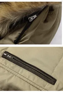 Cappotto cotone cappuccio addensato dettaglio, cachi tessuto colletto pelliccia tasca zip.