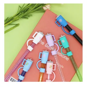 Universal 10mm straw cover for Stanley cup, cute daisy silicone straw topper dust plug set.