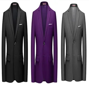 Vue détaillée de veste de costume slim homme, blazer élégant unicolore à un bouton.