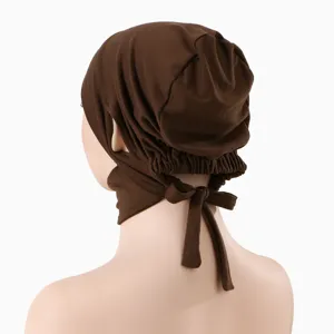 Bonnet chimio en coton mercerisé avec lien réglable et protège-cou pour femme marron detail