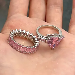 Hiphop-Stil Ring-Set mit rosa Herz-Zirkon und Baguette-Steinen in Silber-Finish