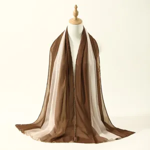Bufanda larga de gasa degradada para mujer, elegante diseño de cadena, pañuelo versátil.