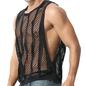 Vue détaillée du débardeur sexy et ajouré pour homme en tissu résille respirant.
