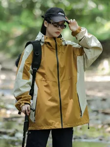 Unisex color-block softshell windbreaker jacket for outdoor hiking, spring and autumn wear.