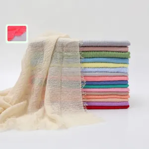 Sciarpa lunga tinta unita in cotone lino stropicciato leggera traspirante con frange donna