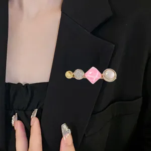 Anti-glare brooch crystal pearl clothes pin women fashion waist tightener accessory