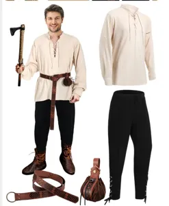 Set costume uomo Rinascimento medievale con camicia con lacci pantaloni e cintura.