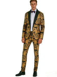 Ensemble costume baroque à sequins noir et or pour homme, idéal pour scène et soirée.