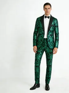 Ensemble de costume à paillettes pour homme, blazer élégant et pantalon assorti pour soirée.