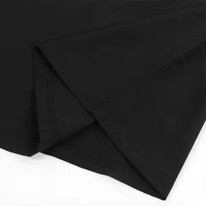 Mittelalter Herren Hemd Stoff- und Nahtdetail Ansicht mit hochwertiger Verarbeitung.