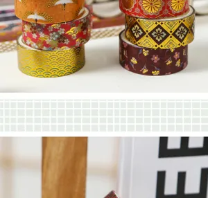 Dekoratives Washitape-Set mit Goldfolie und Vintage-Mustern für Tagebuch-Bastelarbeiten.