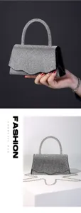 Sac de soirée argenté en strass avec poignée supérieure et chaîne pour les femmes.