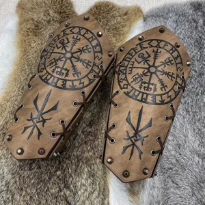 Bracelets de force en cuir style viking médiéval avec runes et rivets pour cosplay de chevalier