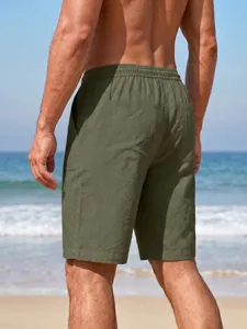 Detailansicht der einfarbigen Herren Badeshorts mit komfortablem Kordelzug und elastischem Bund.