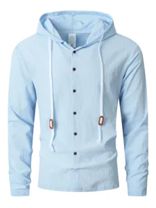 Chemise casual homme bleu clair en coton lin à capuche et manches longues boutonnée.