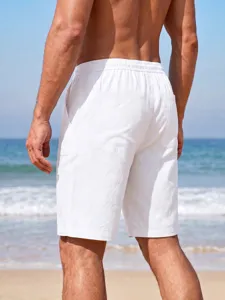 Detailansicht der Herren Strandshorts Rückseite, einfarbig weißer atmungsaktiver Stoff Kordelzug.