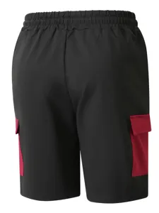 Pantaloncini cargo casual neri da uomo con tasche rosse ed elastico in vita per l'estate.