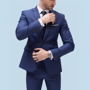 Gedetailleerd overzicht van blauw herenpak, slanke pasvorm met klassieke knopen.