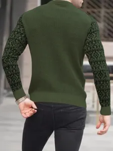 Pull homme manches longues motif géométrique texture gaufre vue arrière détail produit