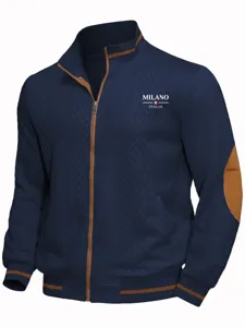 Veste zippée décontractée pour homme en tricot avec col montant et coudières marron.
