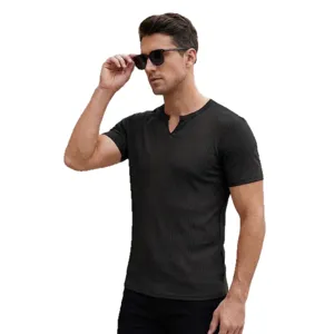 Camiseta hombre verano casual cuello V acanalado manga corta, top de punto liso para uso diario.