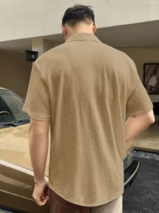 Men's casual short sleeve textured shirt for daily commute and outdoor wear in summer.