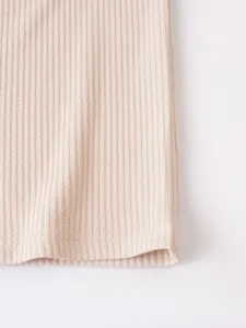 Nahaufnahme Detail von Herren Polohemd weiche gerippte Strickstoff Textur Sommertag.