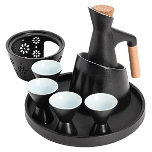 Japanisches Keramik Sake Wärmer Set mit Tassen Tablett und Ofen für heißen Reiswein