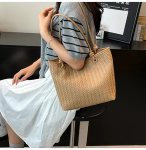 Women woven tote bag, casual large capacity PU leather shoulder bag for autumn daily use.