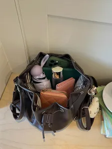 Bolso de cubo mujer gran capacidad elegante versatil para viaje mochila de hombro