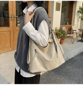 Casual commuter slouchy tote bag, large capacity vintage shoulder bag for women daily use.