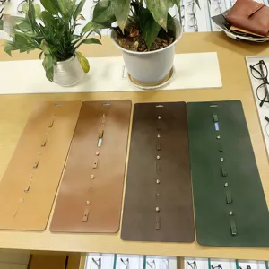 Organiser porta occhiali da appendere in pelle a parete supporto espositore multi scomparto