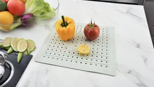 Kitchen perforated silicone draining mat countertop heat insulation mat for quick drying