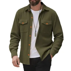Chemise manches longues en velours cote pour homme style decontracte kaki automne.