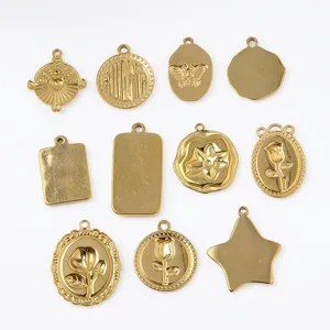 Vielfältige goldene Edelstahl-Anhänger mit Herz-, Rosen- und Stern-Designs für DIY-Schmuck
