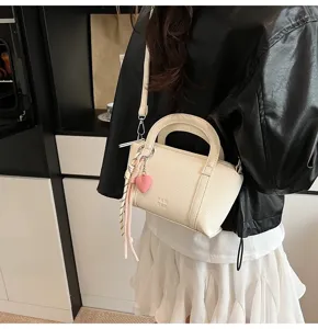 White litchi pattern pillow bag women shoulder crossbody bag with heart pendant spring new