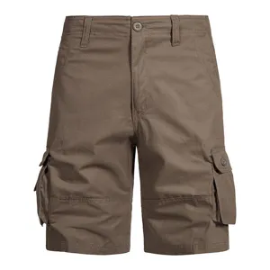 Braune Herren Cargoshorts Detailansicht, mit mehreren Taschen, lässige Sommer Outdoor Kleidung.