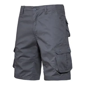 Graue Herren Cargo-Shorts mit vielen Taschen, ideal für Outdoor und Freizeit im Frühling Sommer.