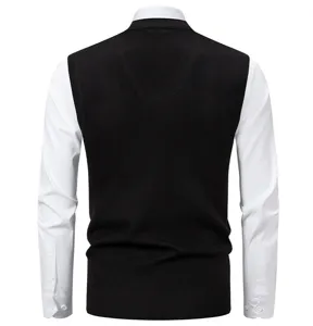 Details of men's casual black knit vest and white shirt combination for autumn and winter.