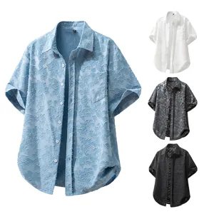 Modisch Camicia da spiaggia casual con texture vintage a maniche corte uomo estiva.