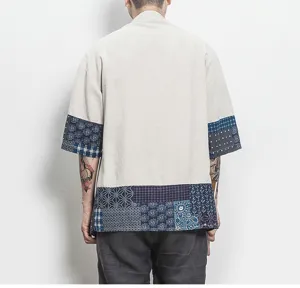 Detalle cárdigan patchwork de lino para hombre, camisa de verano transpirable estilo chino.