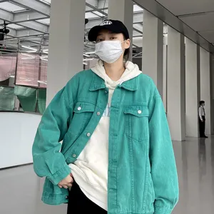 Veste en jean verte oversize pour homme style streetwear avec sweat à capuche tendance