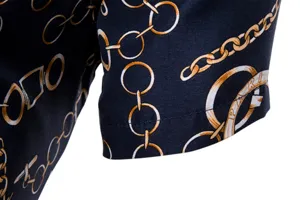 Herren Freizeit Kurzarm Hemd Detail mit luxuriösem Goldketten Barock Print Stoff.