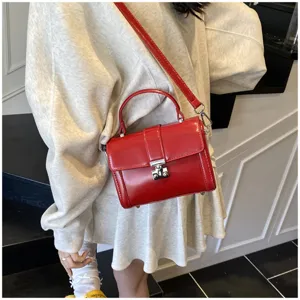 Korean style simple red box handbag women fashion commuter shoulder cross-body small square bag
