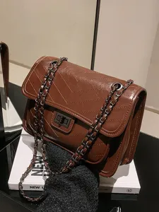 Women Quilted Chain Crossbody Bag PU Leather Vintage Shoulder Bag Designer Style Flap Lock Handbag Women Fashion Purse