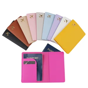 Custodia per passaporto in pelle PU con emblema aereo in metallo organizer da viaggio pratico