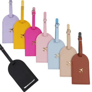 Set di etichette per bagagli in pelle PU colorata con dettaglio di aeroplano per valigie.